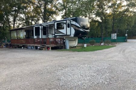 Hideaway RV Park | Quinlan, TX