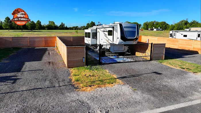 Dallas Fate RV Park & Tiny Home Community 10