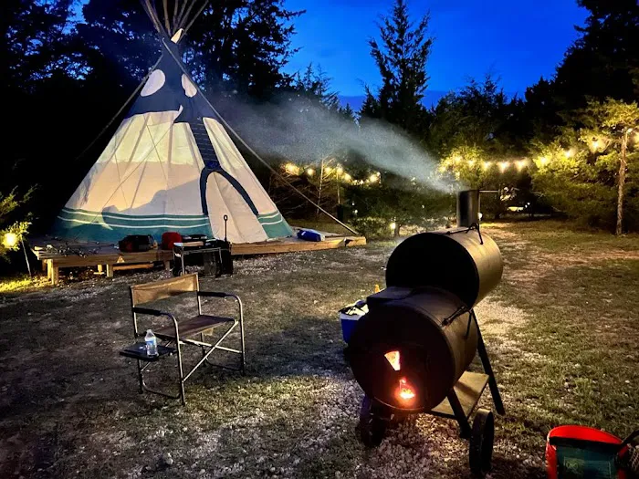 The Arrowhead Tipi Resort 10