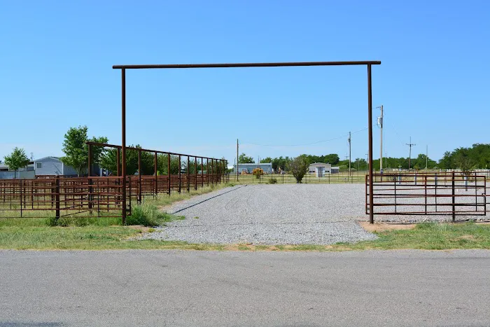 Riata RV & Horse Stop 6
