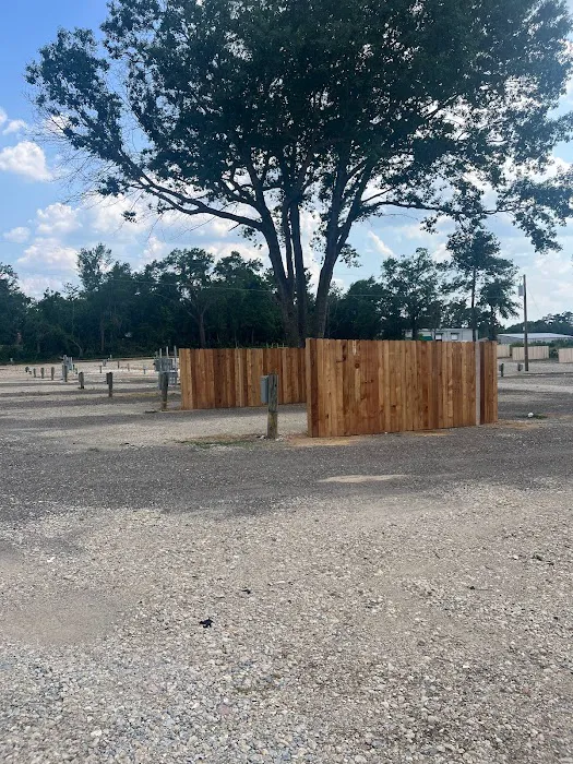 Lost Hills RV Park Tyler Texas 10