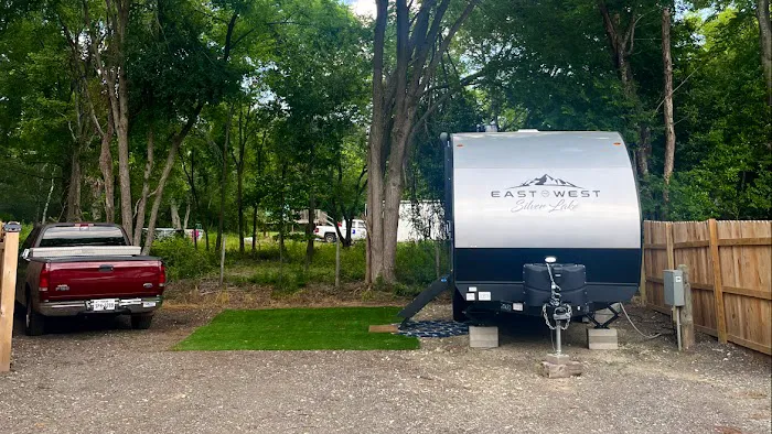 Lost Hills RV Park Tyler Texas 9