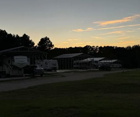 Hilltop RV Park at Lake Tyler, LLC