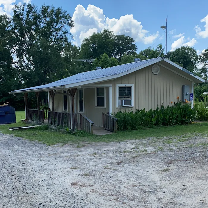 Farmers Branch RV Park 10