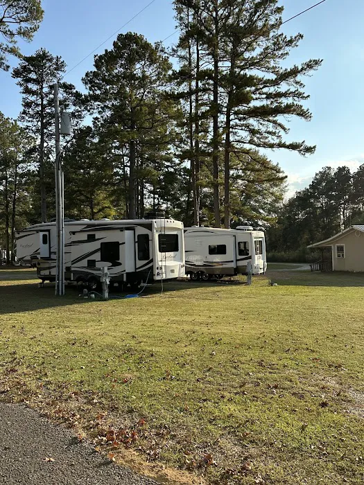 Farmers Branch RV Park 5