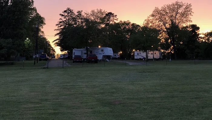 Cross RV Park 7