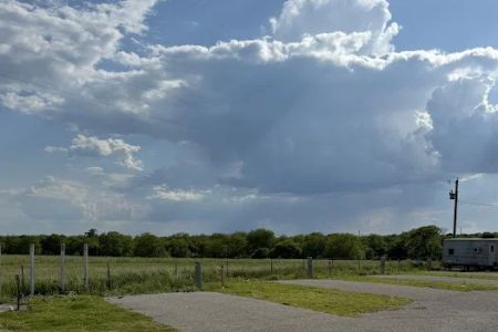 Indian Trails RV Park - Marietta OK