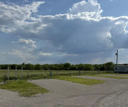 Indian Trails RV Park - Marietta OK