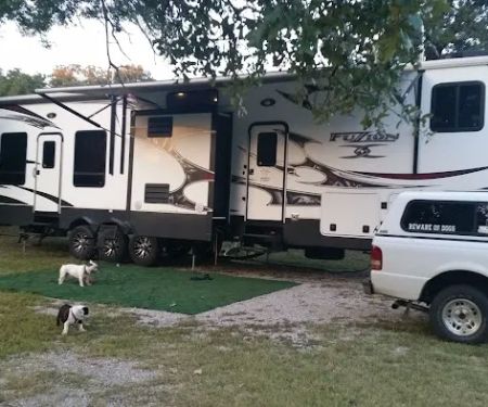 Shangri-La RV Resort