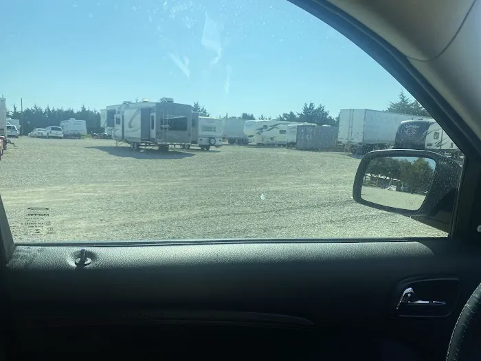 Old Rooster Creek RV Park and Flea Market 8
