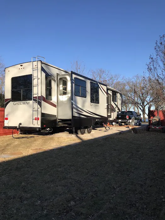 Skyline RV Park & Tiny Homes 10