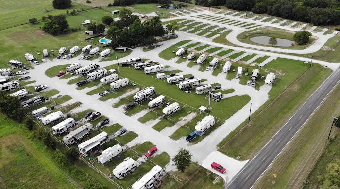 Waggin' Tail Ranch RV Resort 9