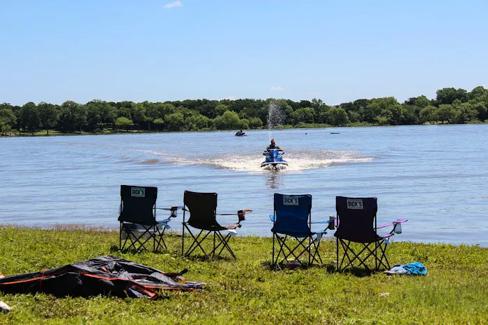 Waterfront Hideaway Ranch RV Park 3