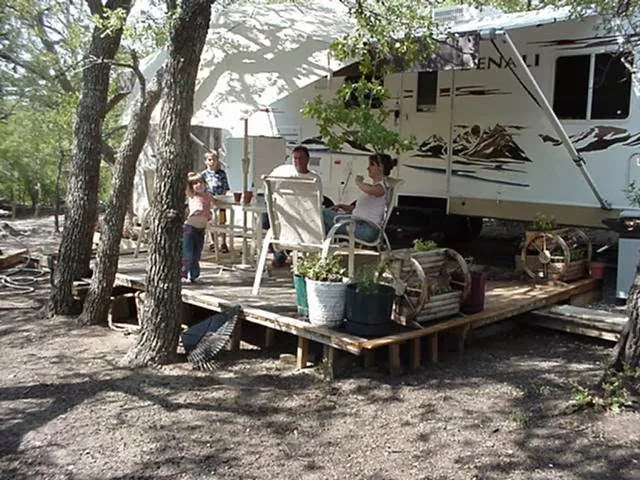 River N Lakes RV Park 10