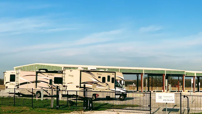 Texas Lakes Ranch RV Park & Storage 10