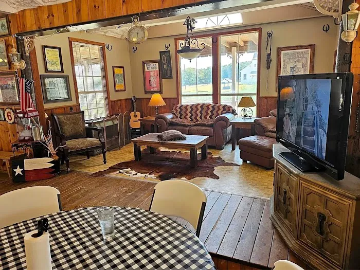 Lone Oak RV Ranch 6