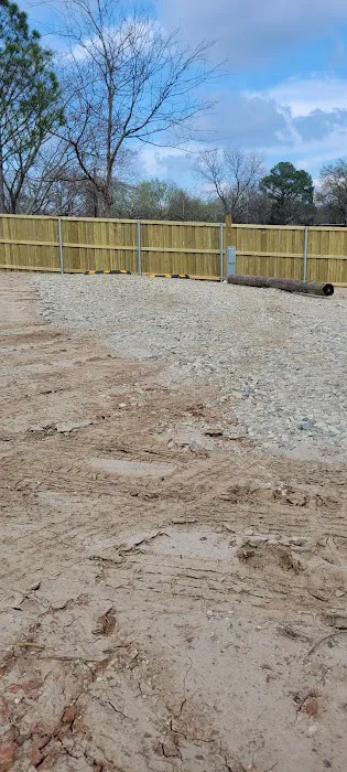 RL Waters Edge RV Park 10
