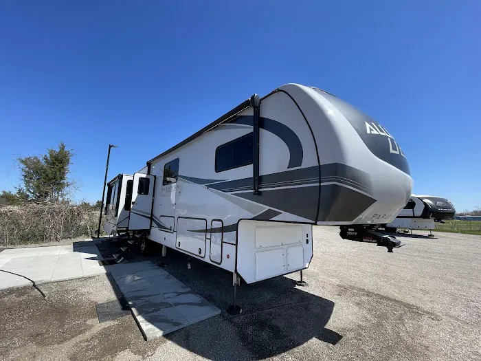 Dallas Wylie RV Park 5