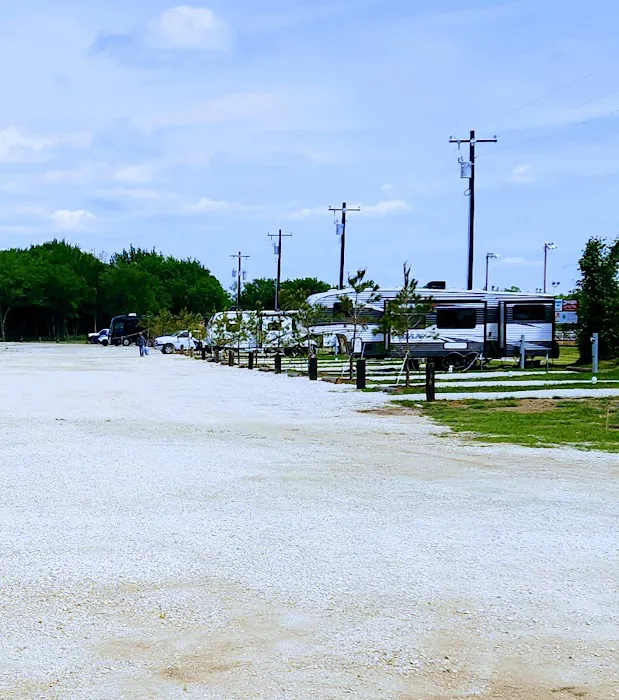Maverick's RV Park & Storage 10