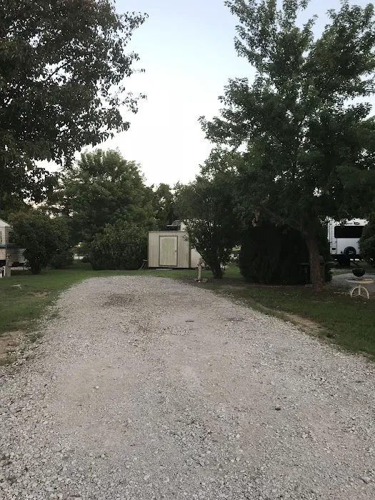 Adkins Sunshine Farm RV Park 5