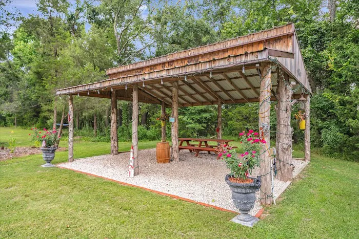 Wagon Train RV Park 8