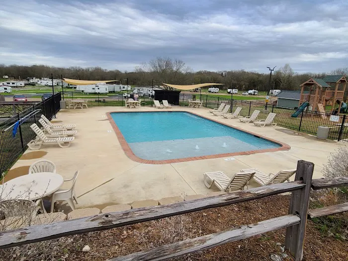 Canton KOA Holiday 4