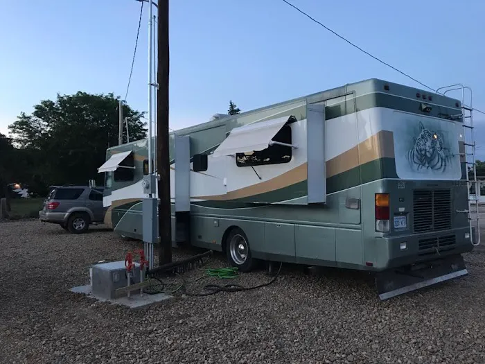 Santa Fe Trail RV 6