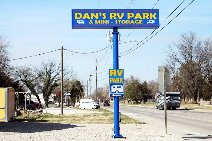 Dan's RV Park 8