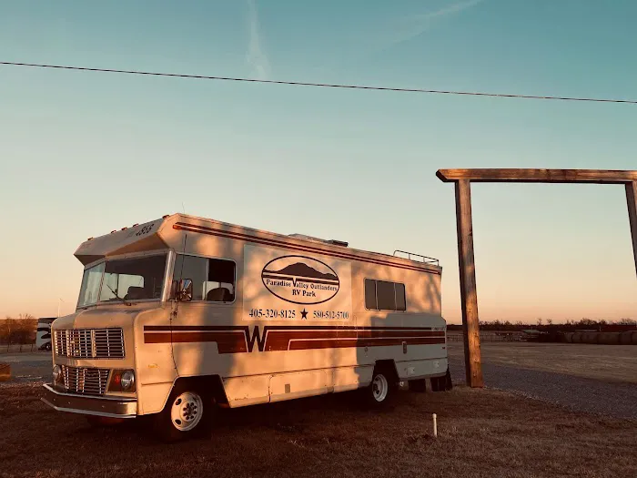 Paradise Valley Outlanders RV Park 9