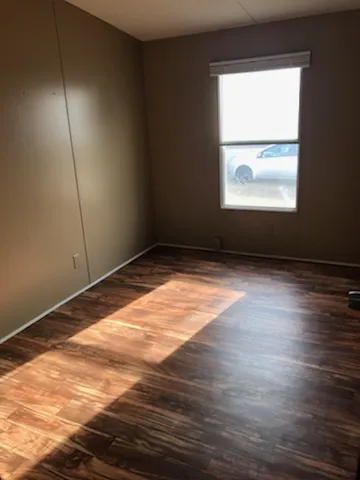 J & L Mobile Home Rentals 2