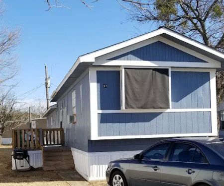 J & L Mobile Home Rentals