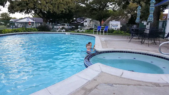 Destiny Dallas RV Resort 5