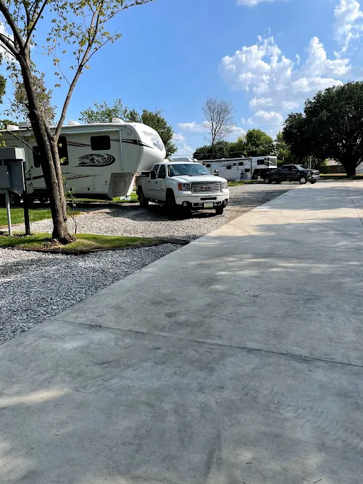 Lake Dallas RV Park 1