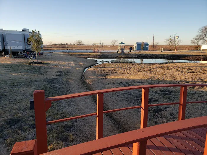 Lone Star Refuge RV Park 8