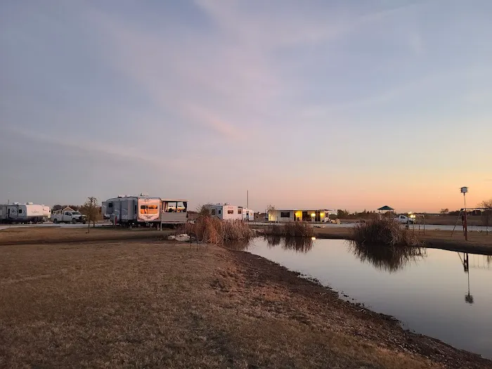 Lone Star Refuge RV Park 4