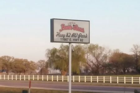 Four Aces Highway 82 RV Park
