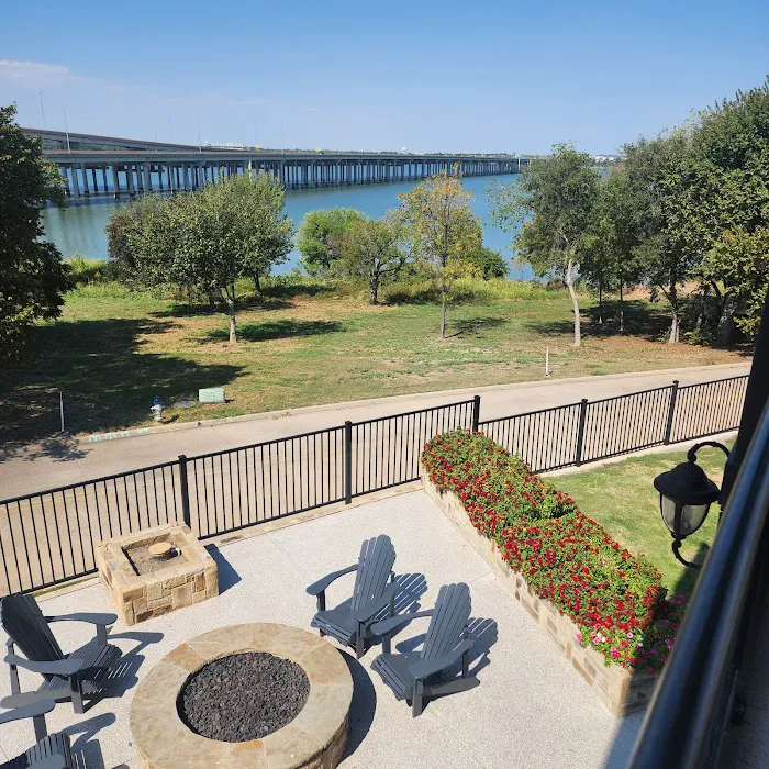 Lakeshore RV Resort 8