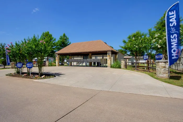 Glen Knoll Manufactured Home Community 8