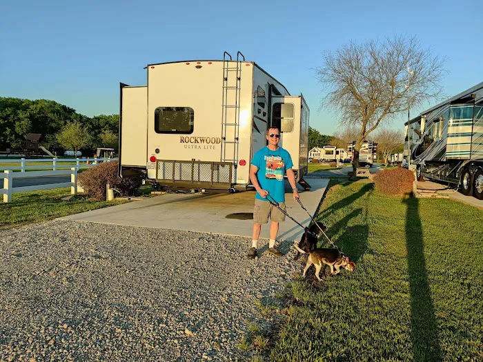 Bluebonnet Ridge RV Park 1