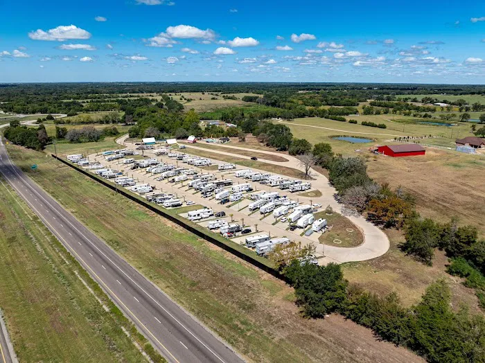 TR3 RV Resort - Terrell Tx RV Park 8