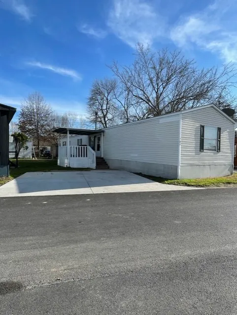Summer Haven Mobile Home Park and RV 8