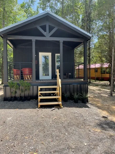 Los Pines Tiny Home & RV Community 2