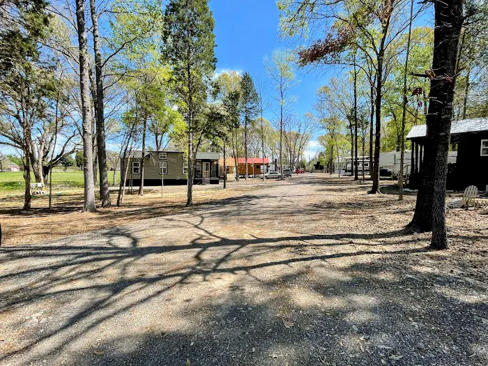 Los Pines Tiny Home & RV Community 9