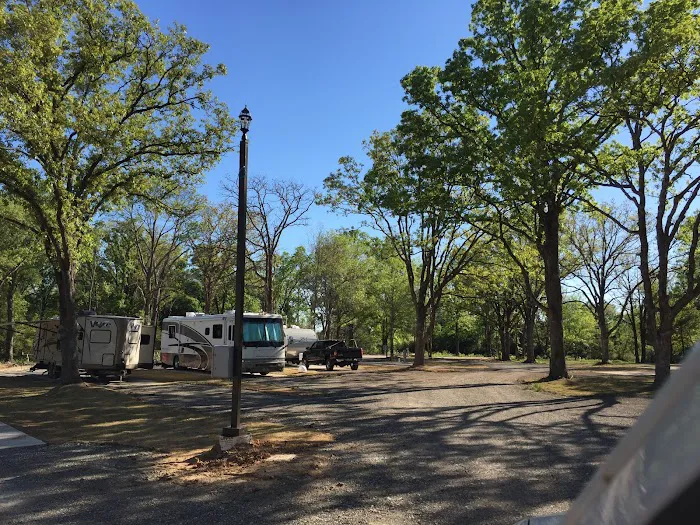 Rolling Oaks RV Park 10