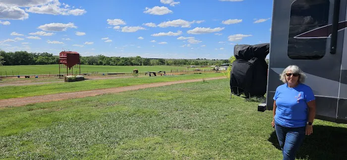 Red Barn Arena & RV 3