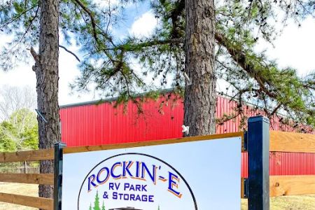 Rockin'-E RV Park & Storage