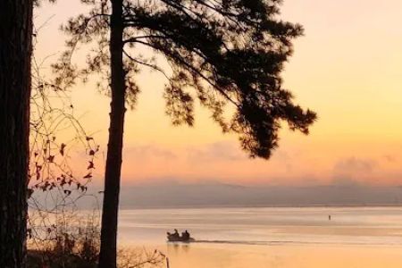 Huxley Bay RV Park & Marina