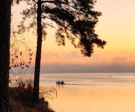 Huxley Bay RV Park & Marina