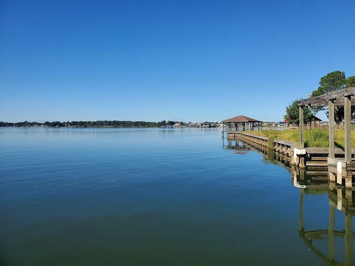 Huxley Bay RV Park & Marina 5
