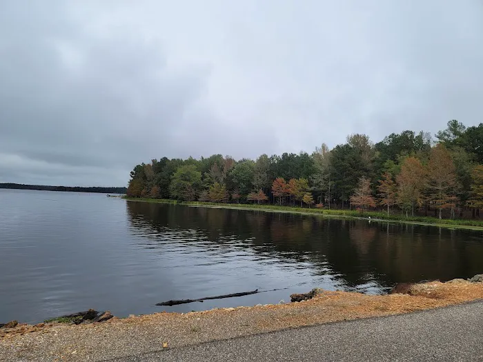 Lake Columbia RV Park 7